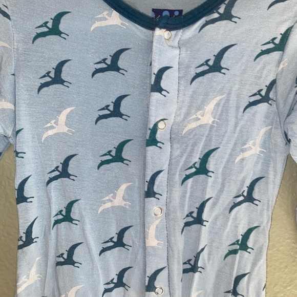 Kickee Romper - Picture 3 of 4